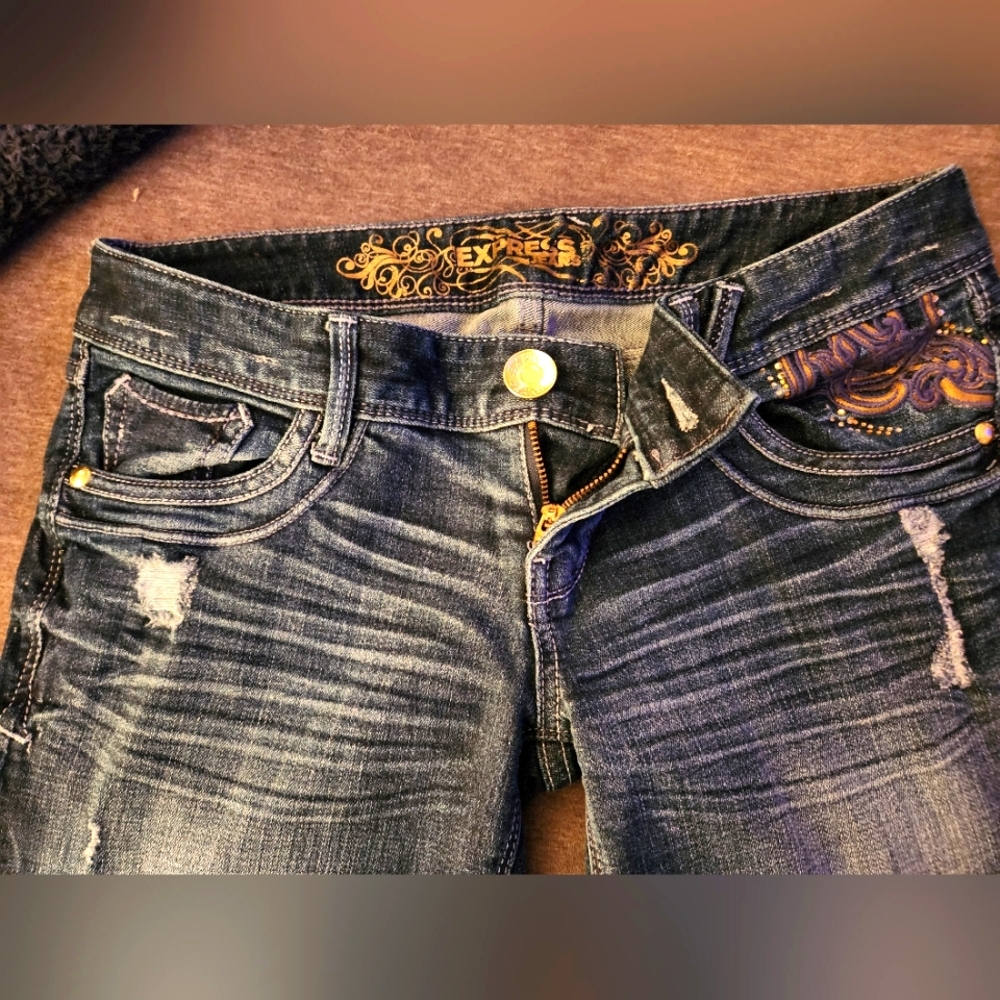 EXPRESS Zelda Slim Fit Boot Jeans